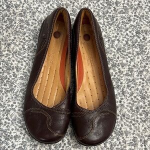 Clarks Dark Brown Leather Flats
